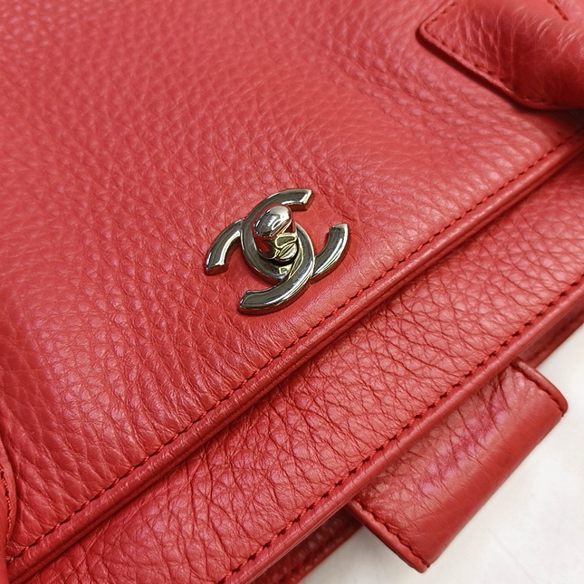 Chanel Cerf Executive Large Coral Pink Leather Handbag 40cm