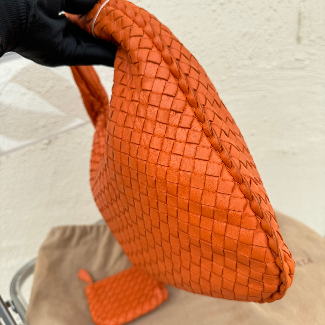 Sold Bottega Veneta Veneta Hobo Medium 40cm Lambskin Leather Orange