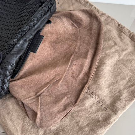 Bottega Veneta Intrecciato Hobo Bag Medium With Fringes Black Lambskin leather 40cm