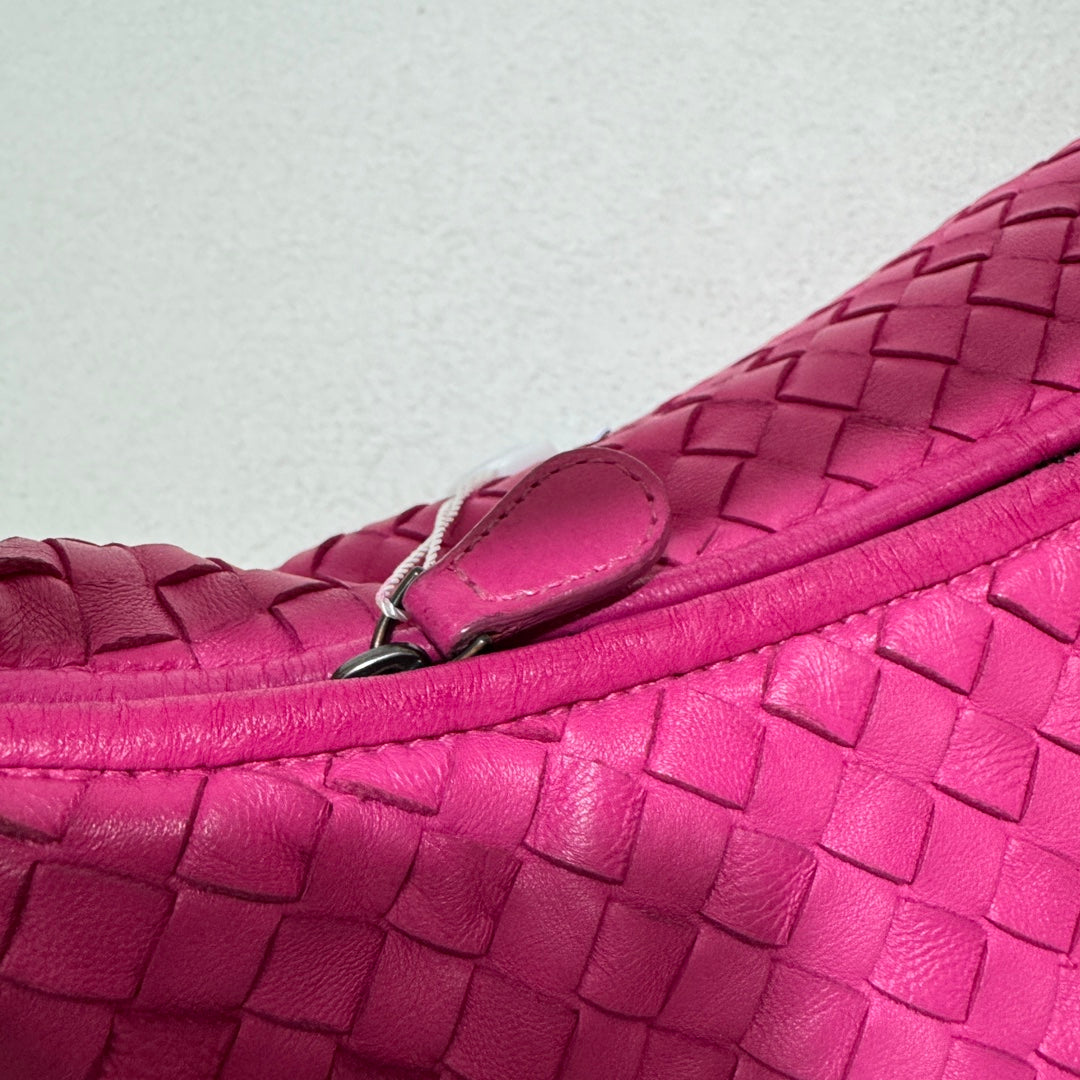 Bottega Veneta Belly Hobo Intrecciato Fuchsia Pink Nappa Leather Medium 40cm