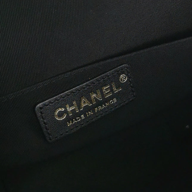 Chanel White and Black Small Crumpled Calfskin Vanity Case Crossbody Bag