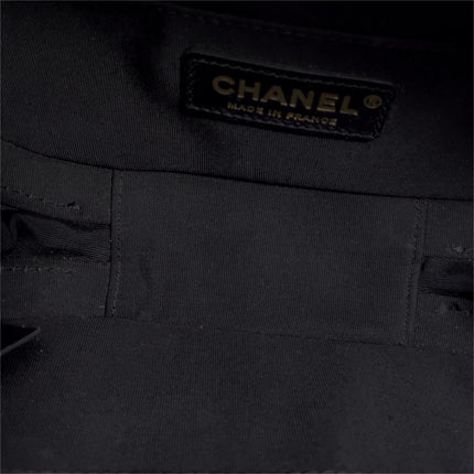 Chanel White and Black Small Crumpled Calfskin Vanity Case Crossbody Bag