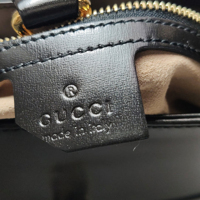 Gucci Jackie 1961 Black Leather Bag Small Gold Piston Lock