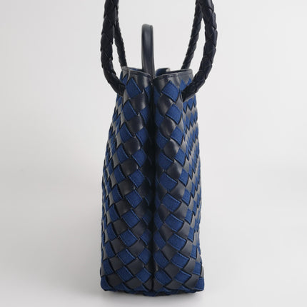 Sac à main en cuir Bottega Veneta Andiamo moyen en cuir et denim Intrecciato marine