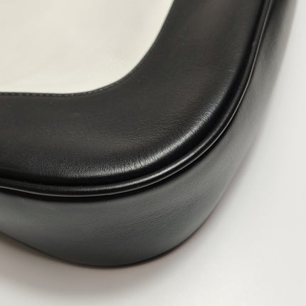 Gucci Jackie 1961 Grand modèle Cuir de veau noir avec longue bandoulière