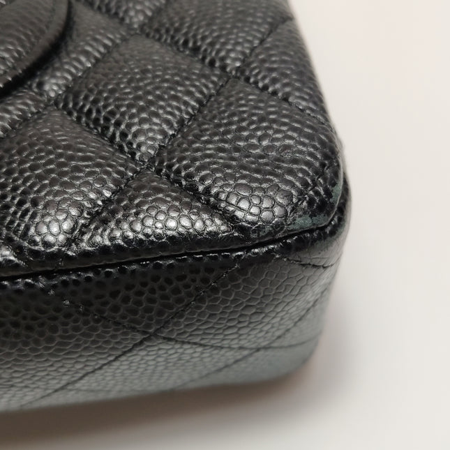 Chanel Classic Flap Medium 2014 Black Caviar Leather Gold Hardware