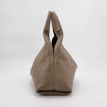 Gucci Softbit Maxi Shoulder Bag Beige Calfskin Leather