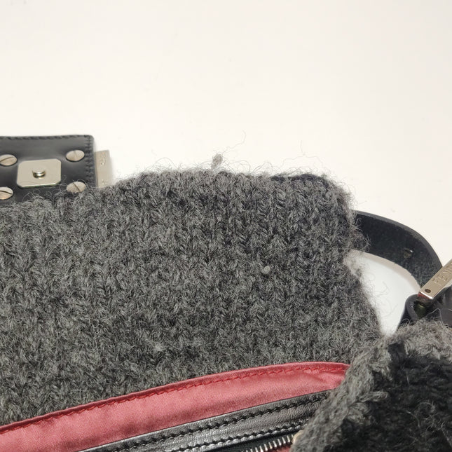 Fendi Baguette Bag Grey and White Wool Knit Shoulder Bag