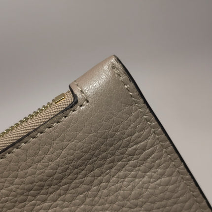 Gucci Softbit Maxi Shoulder Bag Beige Calfskin Leather