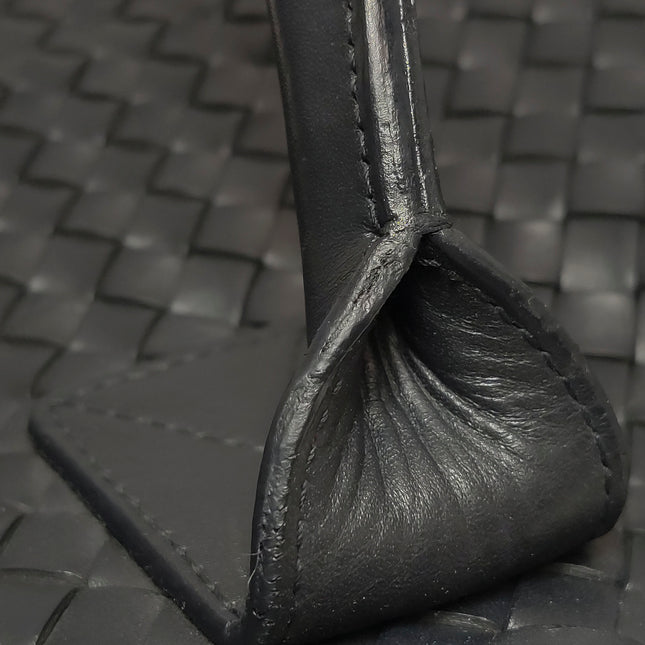 Bottega Veneta Cabat Large Intreccio Leather Tote Bag Black 40cm