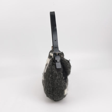 Fendi Baguette Bag Grey and White Wool Knit Shoulder Bag