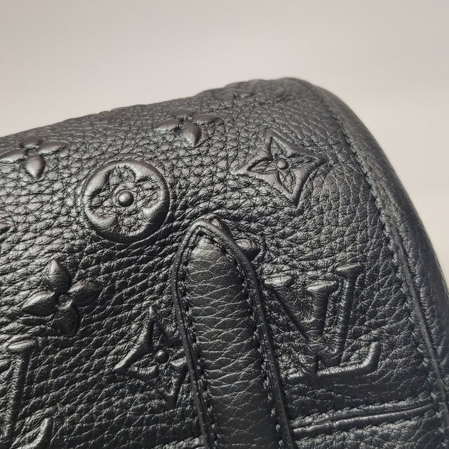 Louis Vuitton Neo Papillon Revelation GM Black Leather Shoulder Bag with Strap