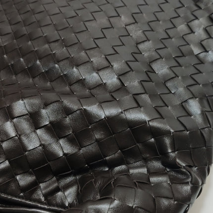 Bottega Veneta Hop Large Leather Fondant Chocolate Brown Hobo Bag