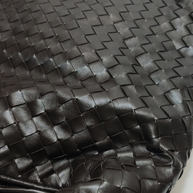 Bottega Veneta Hop Large Leather Fondant Chocolate Brown Hobo Bag
