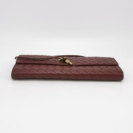Bottega Veneta Andiamo Clutch Small Burgundy Handbag