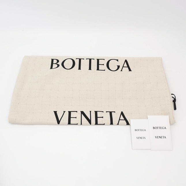 Bottega Veneta Hop Hobo Medium Leather Nutty Brown
