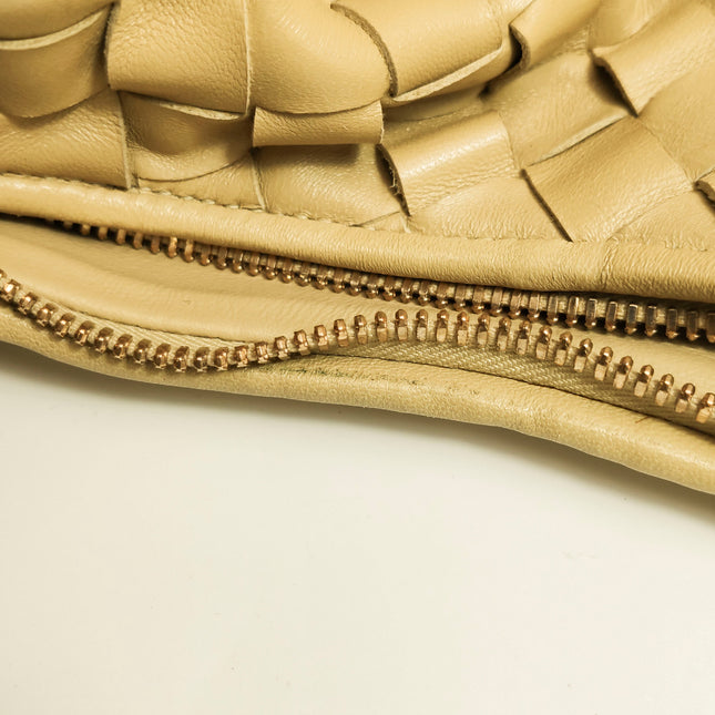 Bottega Veneta Jodie Maxi Lambskin Leather Beige Oats 70cm