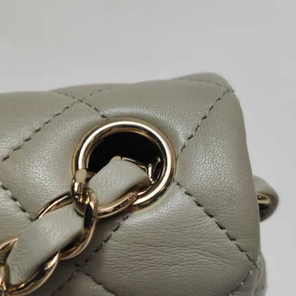Chanel Classic Flap Rectangulaire Mini Cuir d'Agneau Gris Métal Doré Puce