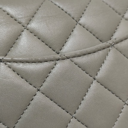 Chanel Classic Flap Rectangulaire Mini Cuir d'Agneau Gris Métal Doré Puce