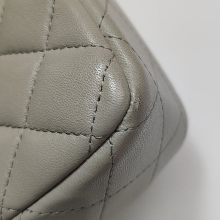 Chanel Classic Flap Rectangulaire Mini Cuir d'Agneau Gris Métal Doré Puce