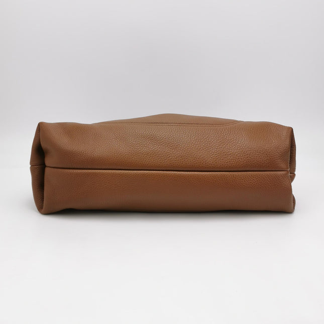 Gucci Softbit Maxi Shoulder Bag Tan Brown Calfskin Leather 2024