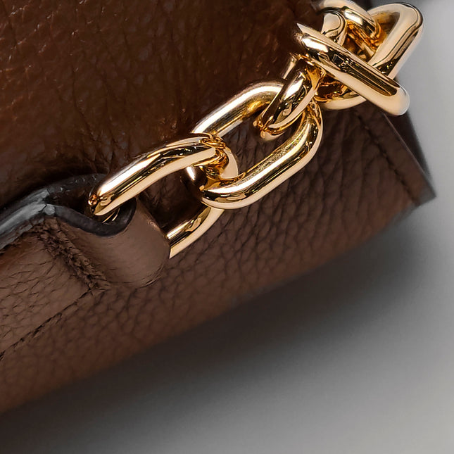 Gucci Softbit Maxi Shoulder Bag Tan Brown Calfskin Leather 2024