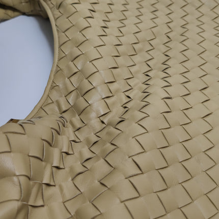 Bottega Veneta Jodie Maxi Lambskin Leather Beige Oats 70cm