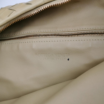Bottega Veneta Jodie Maxi Lambskin Leather Beige Oats 70cm