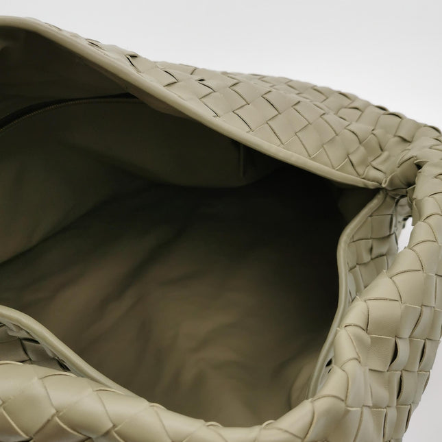 Bottega Veneta Hop Large Leather Travertine Pale Green Hobo Bag