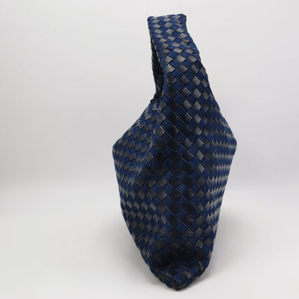 Sac hobo Bottega Veneta Hop en cuir et denim Intrecciato marine 55 cm