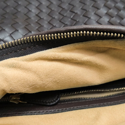 Bottega Veneta Veneta Hobo Maxi Dark Brown Lambskin Leather 52cm
