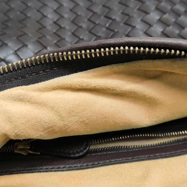 Bottega Veneta Veneta Hobo Maxi Dark Brown Lambskin Leather 52cm