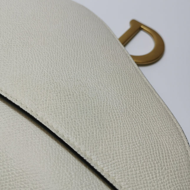 Dior Saddle bag white grain leather mini size