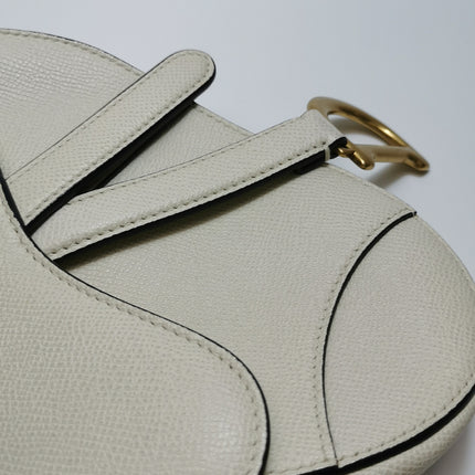 Dior Saddle bag white grain leather mini size