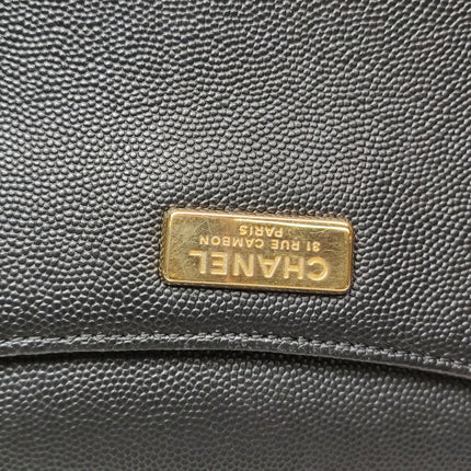 Sac à rabat Chanel Captain Gold petit, en cuir caviar noir