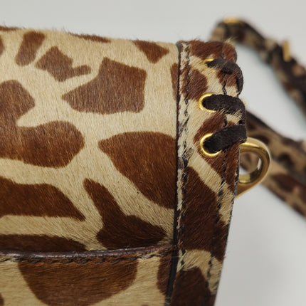 Sac bandoulière Prada Messenger en poulain imprimé léopard avec franges