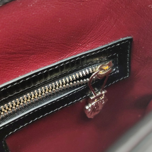 Gucci Jackie 1961 Small Black Leather Shoulder Bag Gold Piston Lock Red Interior