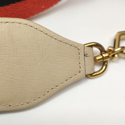 Sac à main Gucci Bamboo 1947 moyen en cuir noir
