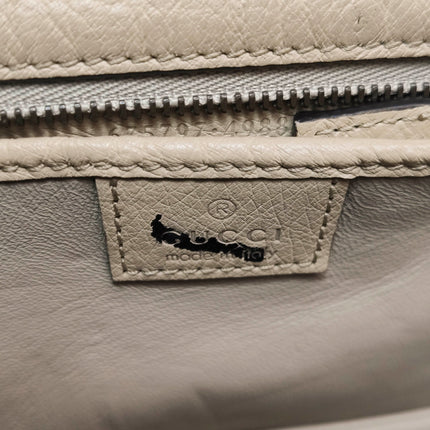 Sac à main Gucci Bamboo 1947 moyen en cuir noir