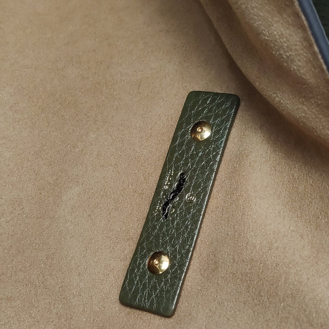 Gucci Softbit Maxi Shoulder Bag Olive Green Calfskin Leather 2024