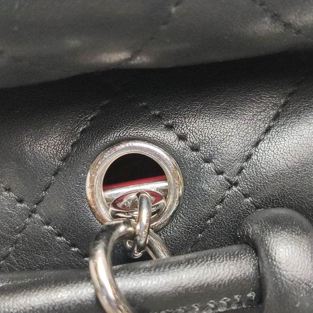 Sac Reporter Chanel Cambon multi-poches, taille moyenne, en cuir de veau noir avec CC noir
