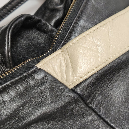 Chanel Classic Flap Moyen Cuir Caviar Noir