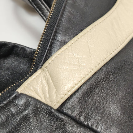 Chanel Classic Flap Moyen Cuir Caviar Noir