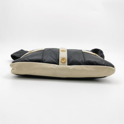 Chanel Classic Flap Moyen Cuir Caviar Noir