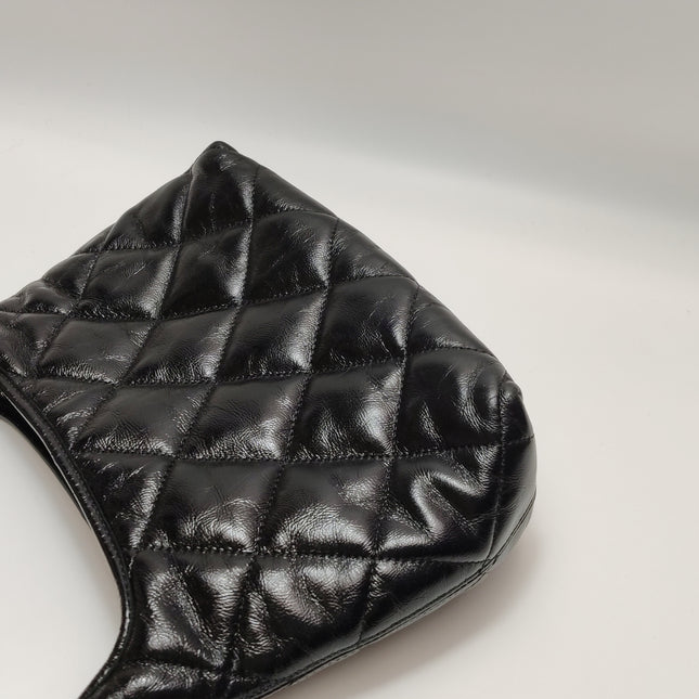Chanel CC Chunky Chain Small Hobo Bag Black Shiny Crumbled Lambskin Quilted Leather