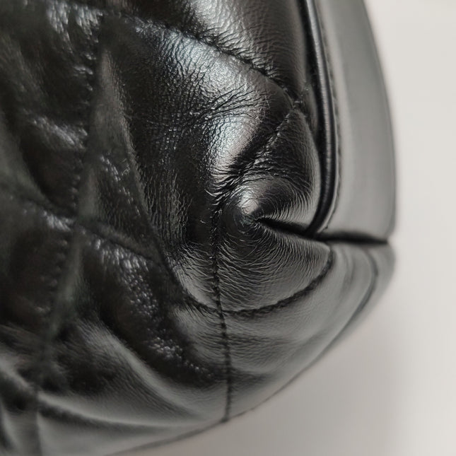 Chanel CC Chunky Chain Small Hobo Bag Black Shiny Crumbled Lambskin Quilted Leather