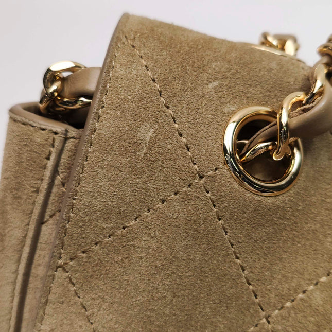 Chanel Classic Flap Medium Cuir Daim Marron Chocolat Foncé HW Argent, 1996-1997
