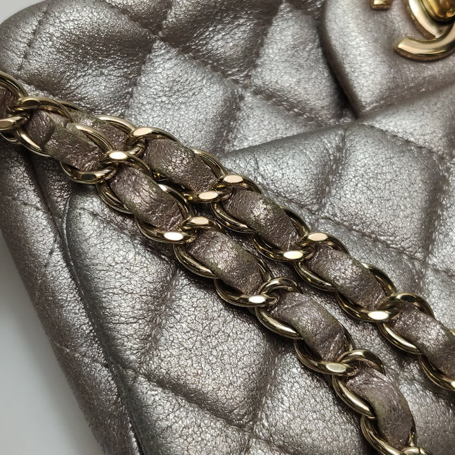 Chanel Classic Flap Mini Metallic Pink Lambskin Leather Gold Hardware
