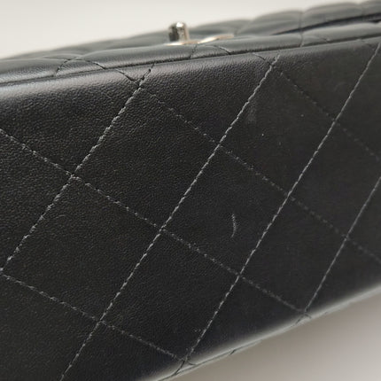 Chanel Classique Grand Modèle Cuir d'Agneau Noir Double Rabat Métal Argenté 2012