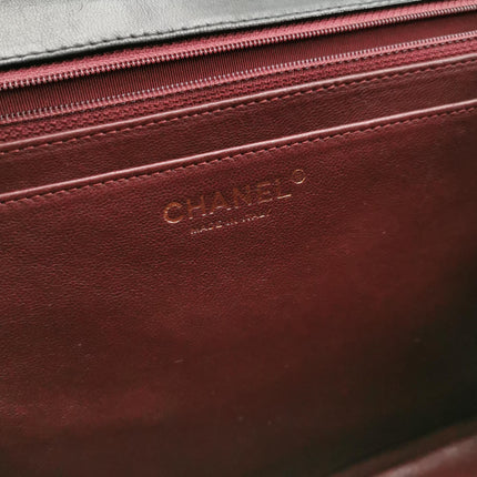 Chanel Classic Flap Maxi 2009 Black Lambskin Leather Single Flap with Gold Hardware